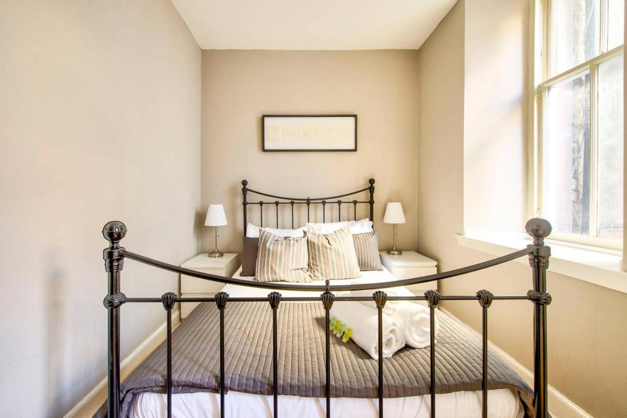 Joivy Amazing Location - Charming Apartment By The Edinburgh Castle! Luaran gambar